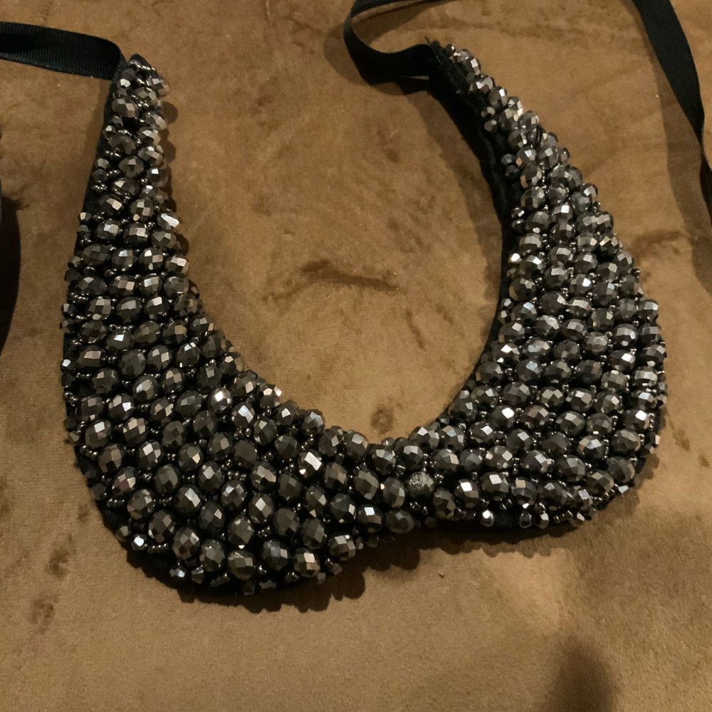 Bib necklace